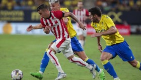 巴塞罗那3-0赫塔菲，梅西苏亚雷斯闪耀，球队精神铸就胜利